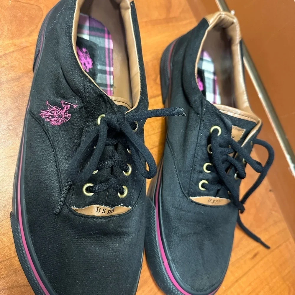 U.S. Polo Assn. Women's Black Sneakers with Pink Trim